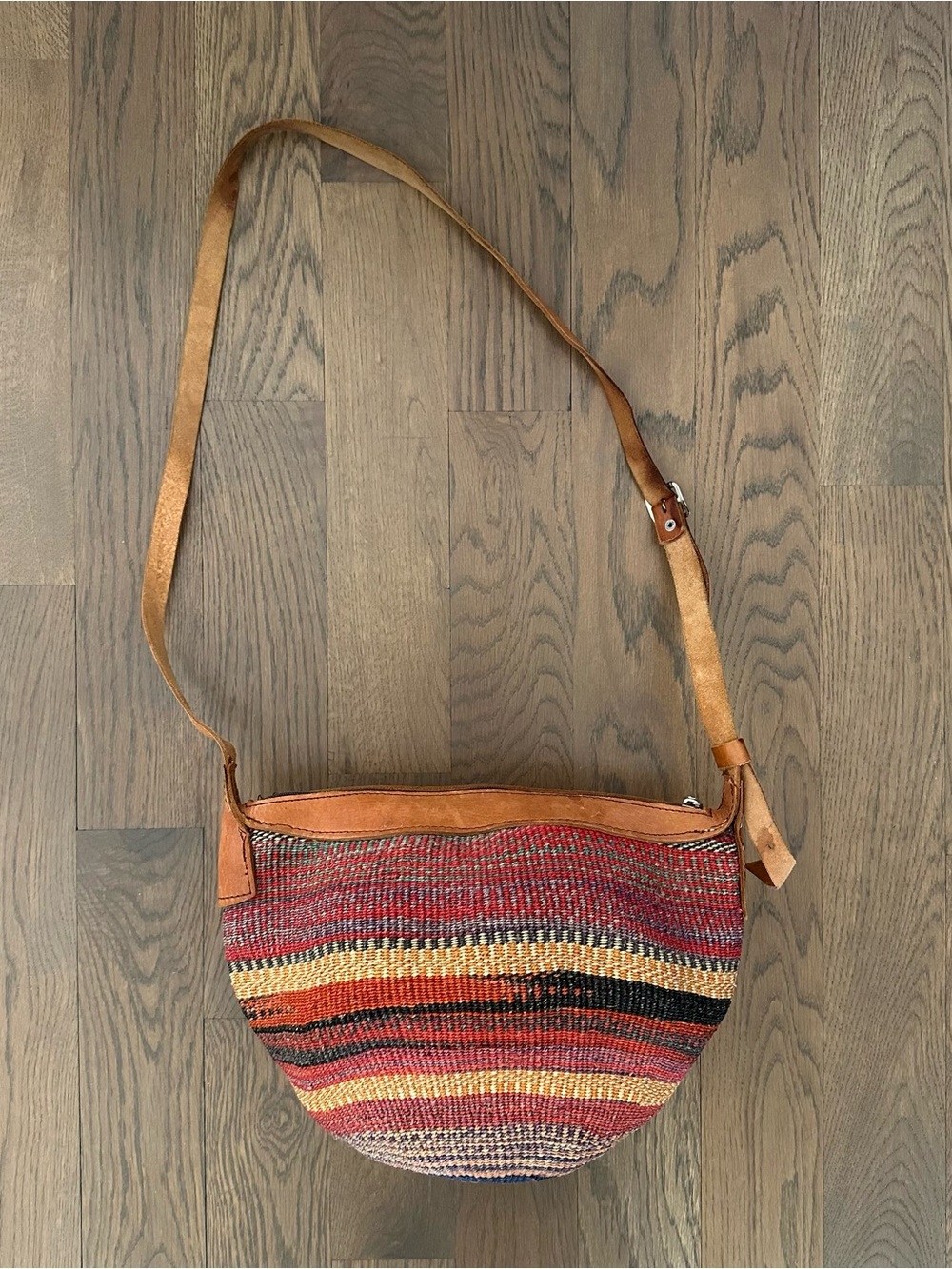Vintage 1990s Sisal Basket Weave Tote Crossbody Bag in Multicolor Stripe